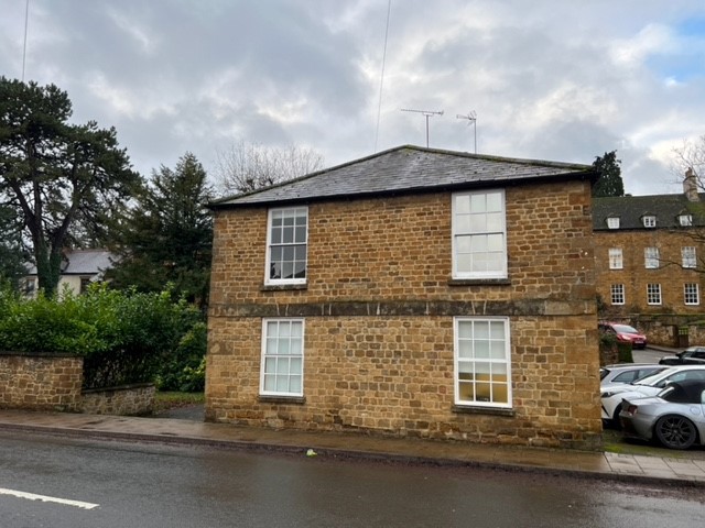 Treadwell House, High Street, Bloxham, Banbury, Oxfordshire, OX15 4PP